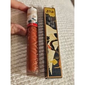 TUZ Enchanted Lip Glaze 01 Red Terracotta Crane Illustration Liquid Lipstick 6g